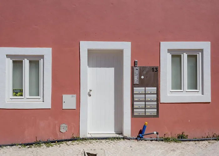 Charm - Getaway Apartment